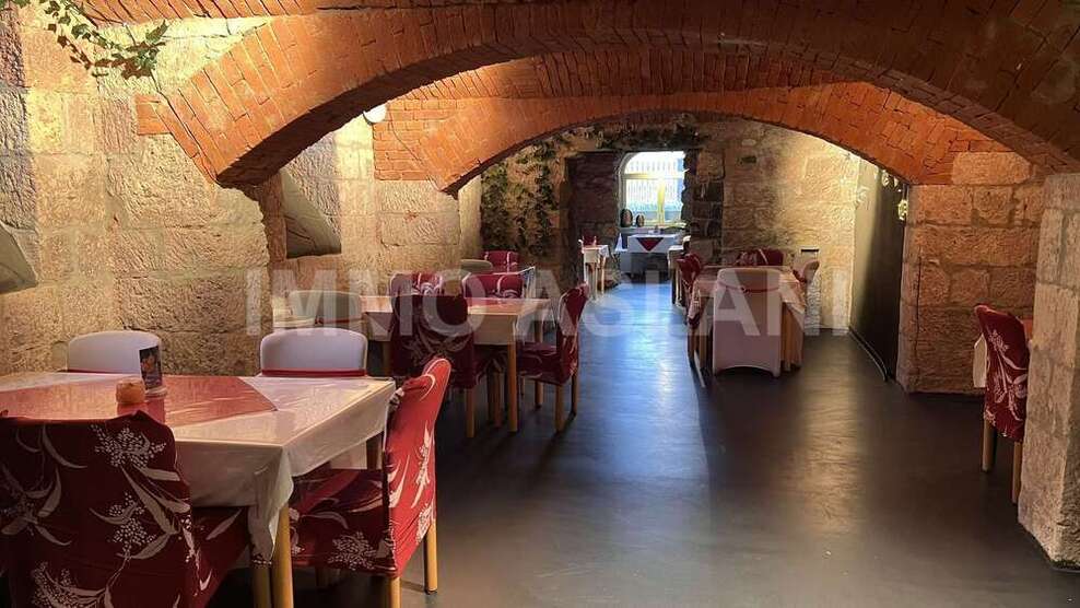 Gastronomie in Chemnitz 1.500 € 240 m²