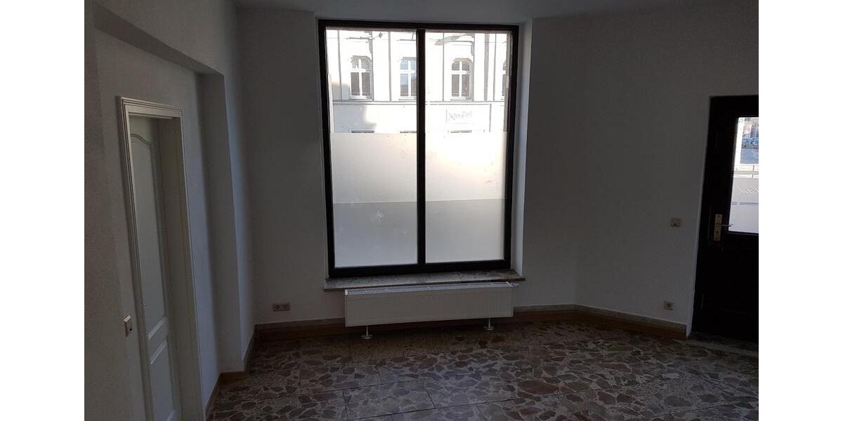 Etagenwohnung Dresden Pieschen - 5 Zimmer, 135 m&sup2;, 1.240&euro; | Angebot:24766243