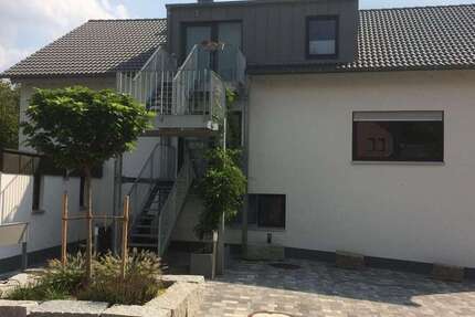 Wohnung Uttenreuth - 5 Zimmer, 140 m&sup2;, 1.950&euro; | Angebot:25044071