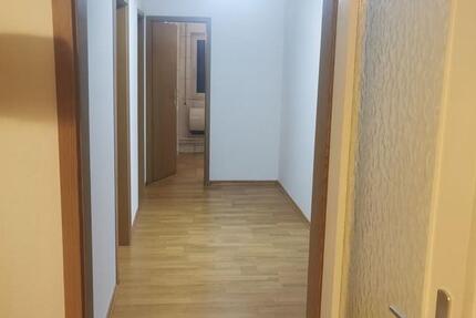 Drei Zimmer, Dachgeschosswohnung 3 zimmer