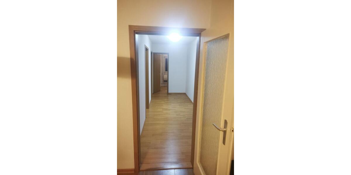 Drei Zimmer, Dachgeschosswohnung 3 zimmer