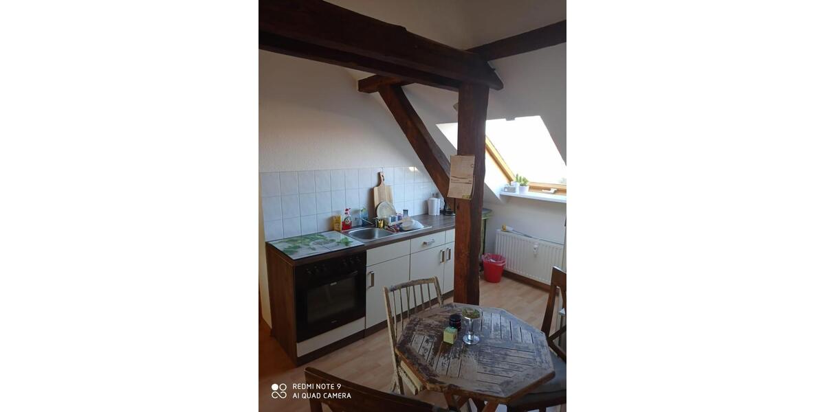 Dachgeschoßwohnung Dessau-Roßlau Roßlau - 2 Zimmer, 50 m&sup2;, 300&euro; | Angebot:26003358