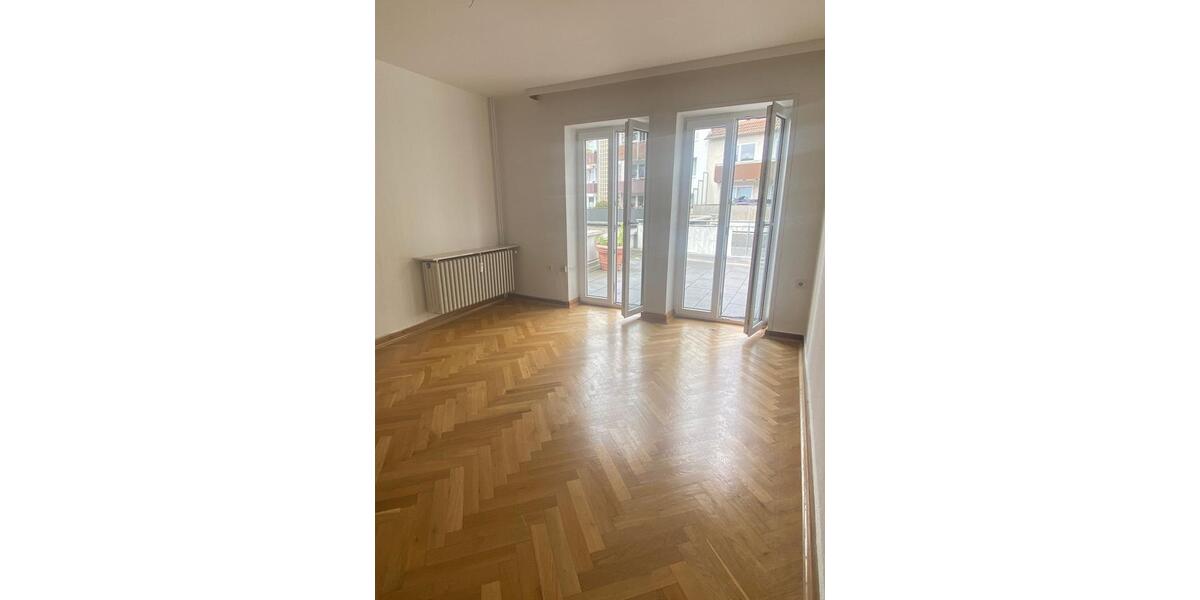 Etagenwohnung Hildesheim - 4 Zimmer, 83 m&sup2;, 798&euro; | Angebot:23808195