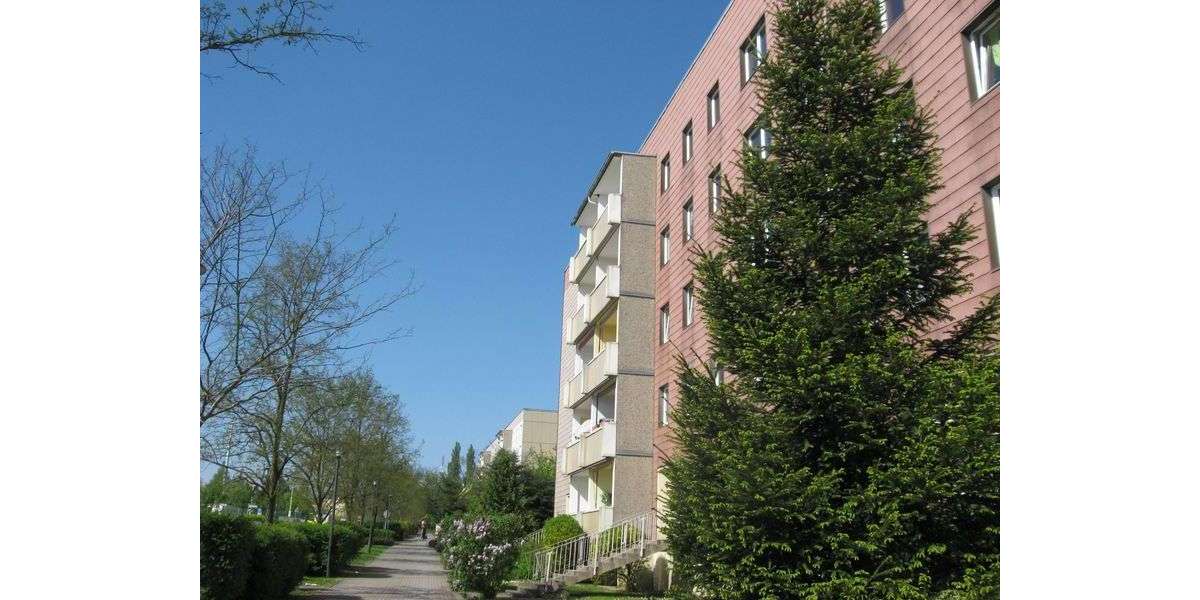 Etagenwohnung Schkeuditz - 3 Zimmer, 59 m&sup2;, 531&euro; | Angebot:27449500
