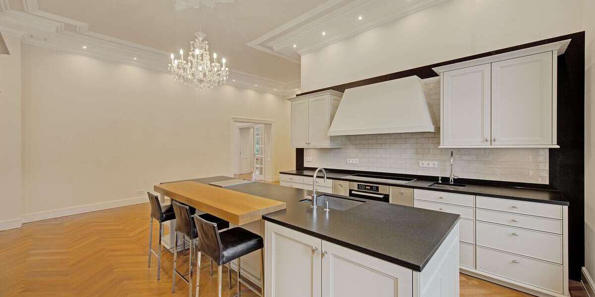 Etagenwohnung Krefeld Bockum - 4 Zimmer, 200 m&sup2;, 3.000&euro; | Angebot:24429268