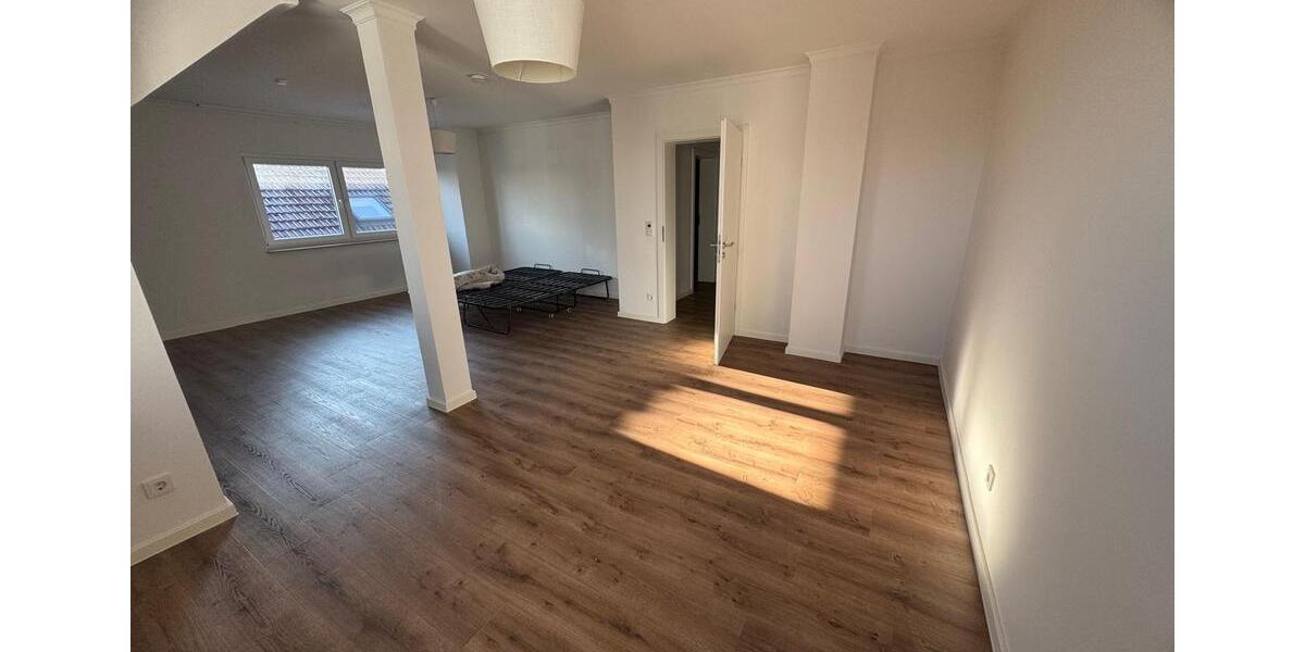 Dachgeschoßwohnung Limburg an der Lahn - 1 Zimmer, 154 m&sup2;, 1.800&euro; | Angebot:24416726