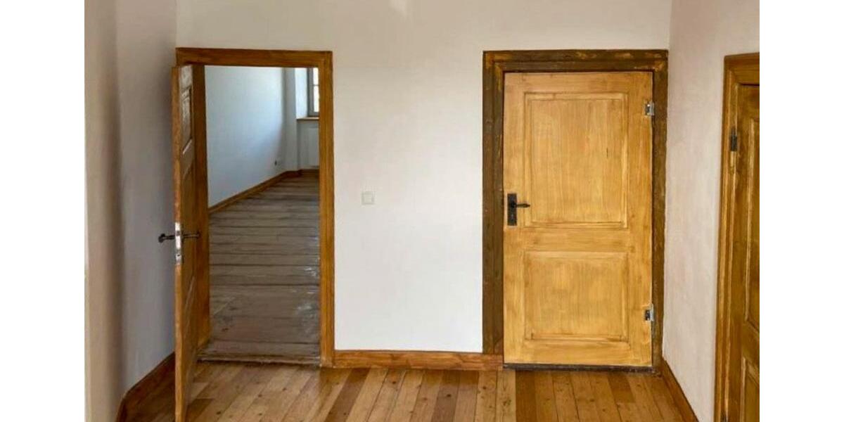 Stilvolle Wohnung in saniertem Altbau mit großer Sonnenterrasse 4 zimmer