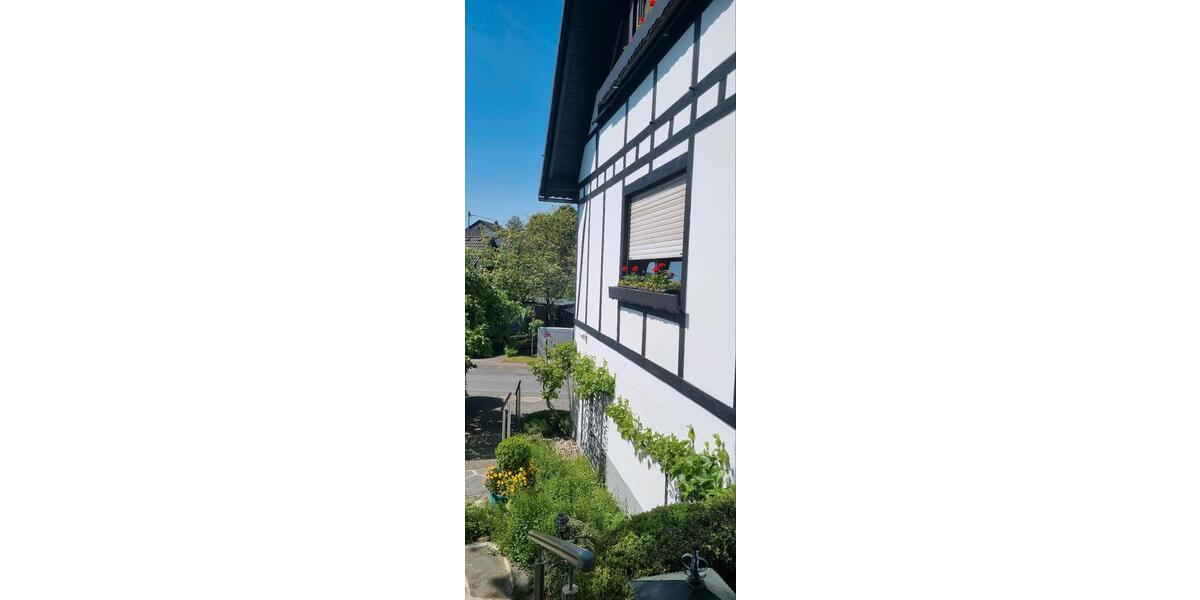 Etagenwohnung Gummersbach Berstig Süd - 1 Zimmer, 160 m&sup2;, 600&euro; | Angebot:26688504