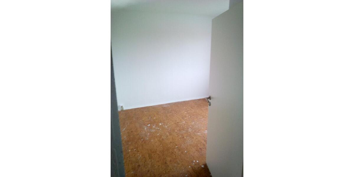 Reihenhaus Steinhöfel - 5 Zimmer, 130 m&sup2;, 1.250&euro; | Angebot:25299201