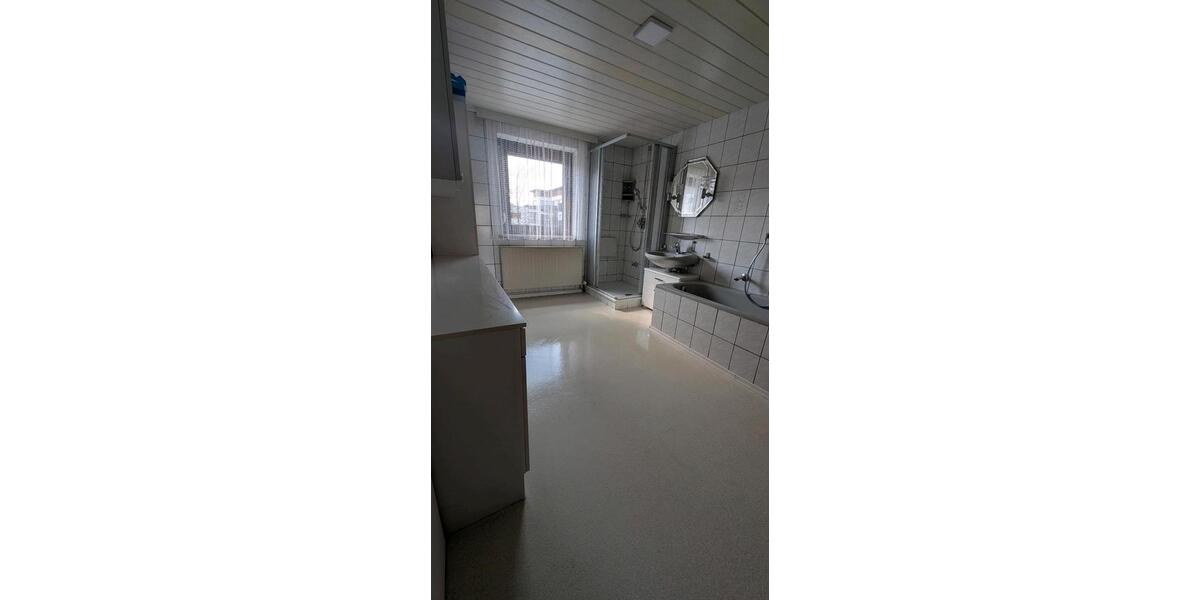 Etagenwohnung Dingolfing - 1 Zimmer, 12 m&sup2;, 550&euro; | Angebot:26507644