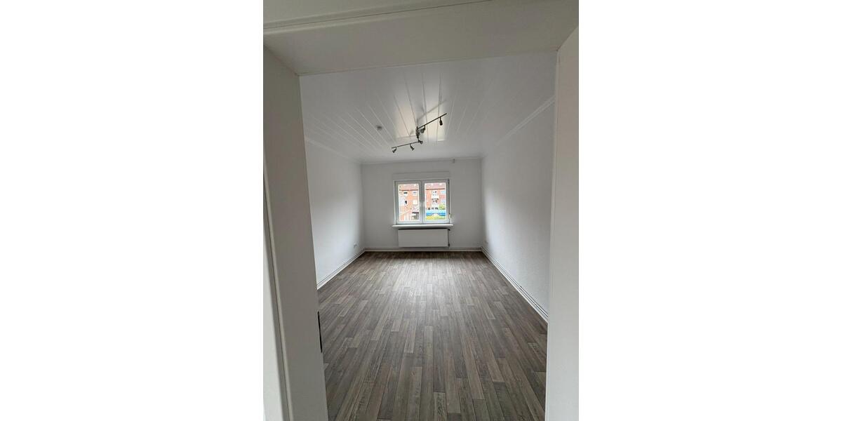 Etagenwohnung Emden Rysumer Landstraße - 2 Zimmer, 43 m&sup2;, 450&euro; | Angebot:25790271
