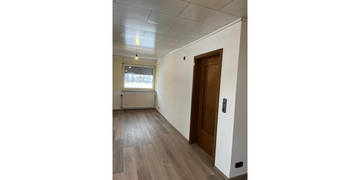 Dachgeschoßwohnung Heemsen - 3 Zimmer, 85 m&sup2;, 750&euro; | Angebot:25174704