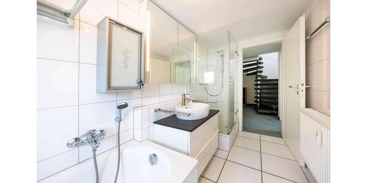 Erdgeschoßwohnung Gaienhofen - 3 Zimmer, 107 m&sup2;, 1.750&euro; | Angebot:25711614