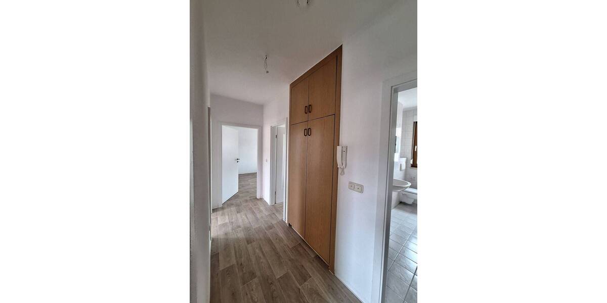 Etagenwohnung Eisenach - 3 Zimmer, 70 m&sup2;, 550&euro; | Angebot:26853027