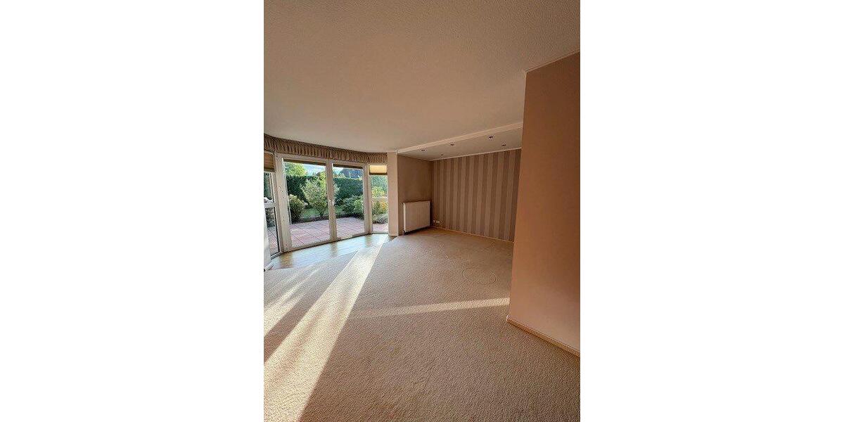 Erdgeschoßwohnung Hemmoor - 3 Zimmer, 67 m&sup2;, 700&euro; | Angebot:26478268
