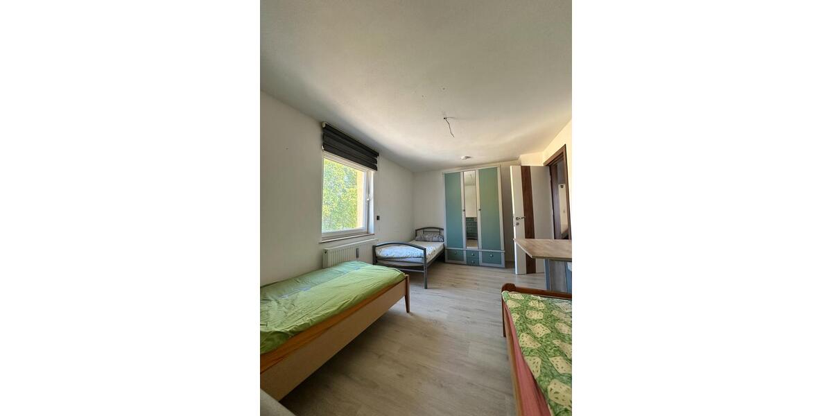 Etagenwohnung Baar-Ebenhausen Ebenhausen - 5 Zimmer, 55 m&sup2;, 10&euro; | Angebot:26602929