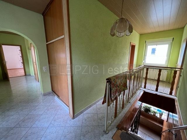 Etagenwohnung Lützen - 3 Zimmer, 110 m&sup2;, 695&euro; | Angebot:23767730