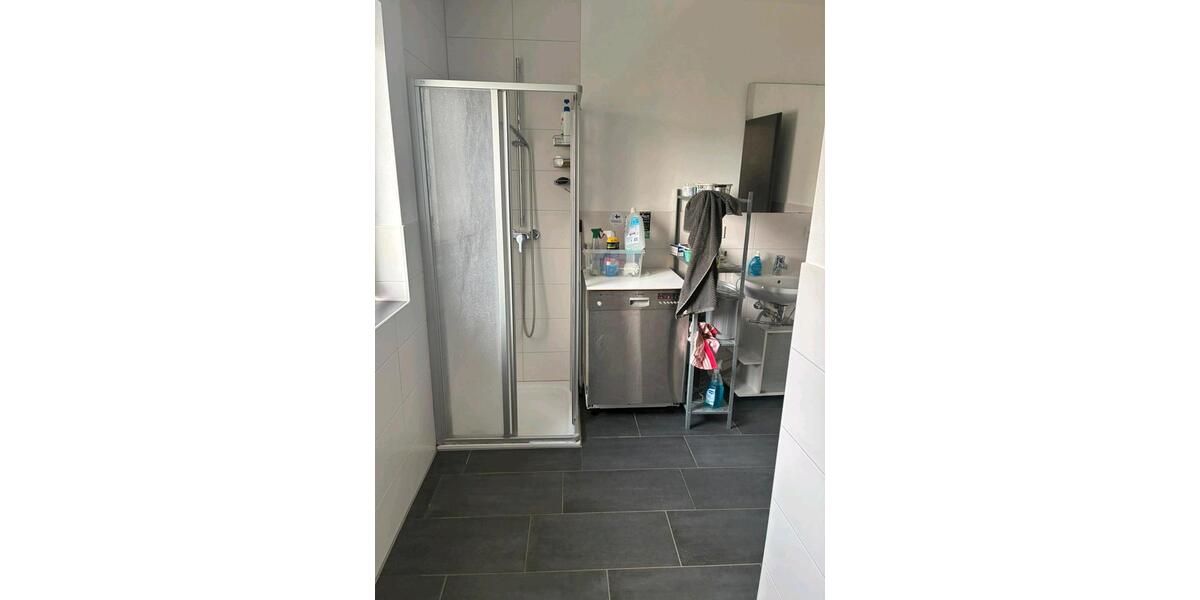 Etagenwohnung Weidenbach - 4 Zimmer, 16 m&sup2;, 320&euro; | Angebot:26648170