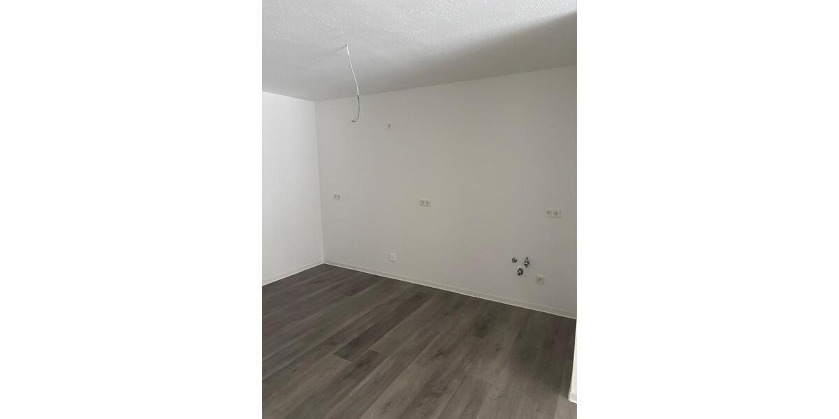 Traumhafte 4-Zimmer Wohnung in Neunkirchen Hangard zu vermieten 4 zimmer