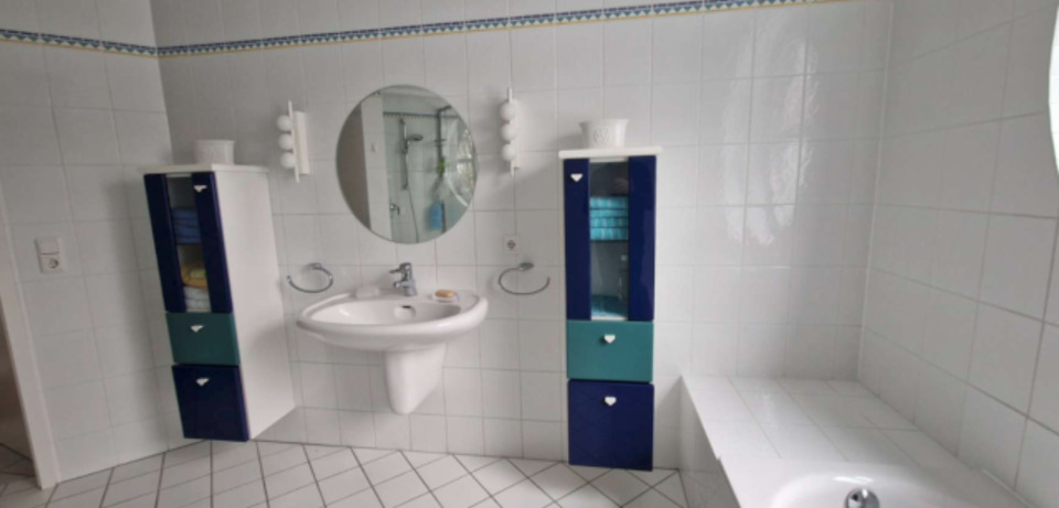 Etagenwohnung Leer (Ostfriesland) - 3 Zimmer, 104 m&sup2;, 1.040&euro; | Angebot:25224438