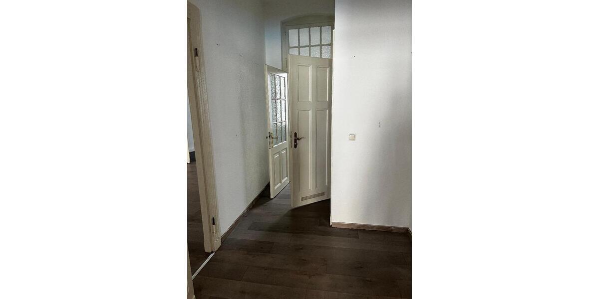 Etagenwohnung Weißenfels - 4 Zimmer, 130 m&sup2;, 785&euro; | Angebot:22210685
