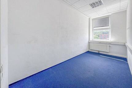EINZELBÜROS - ca. 14-42 m² - STELLPLATZ - GEM. KÜCHE - AUFZUG - opt. LAGERFLÄCHEN
