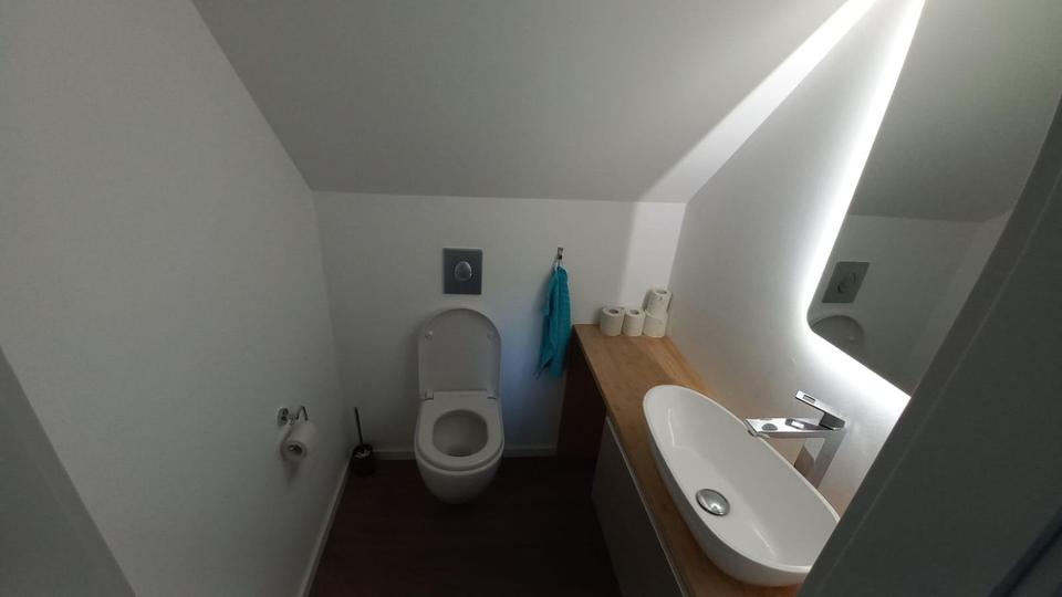 Dachgeschoßwohnung Timmendorfer Strand - 3 Zimmer, 90 m&sup2;, 1.700&euro; | Angebot:25452977