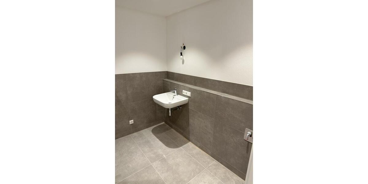 Erdgeschoßwohnung Neuötting - 2 Zimmer, 70 m&sup2;, 1.020&euro; | Angebot:26523063