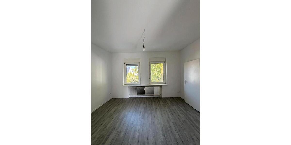 Etagenwohnung Gütersloh - 5 Zimmer, 100 m&sup2;, 950&euro; | Angebot:26302903
