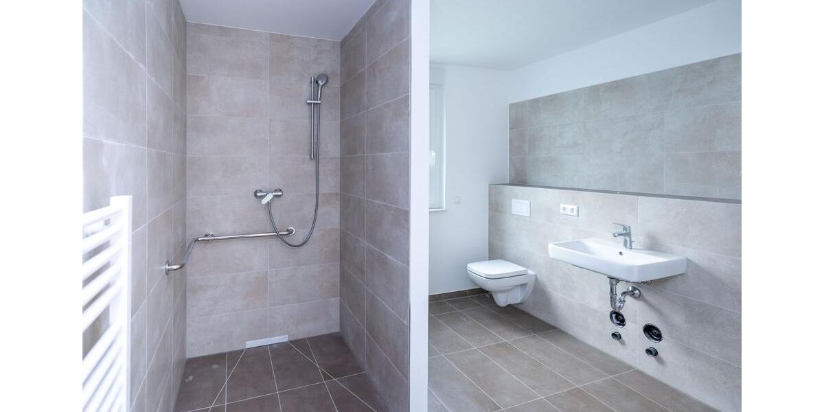 Etagenwohnung Roth - 2 Zimmer, 66 m&sup2;, 983&euro; | Angebot:23567255