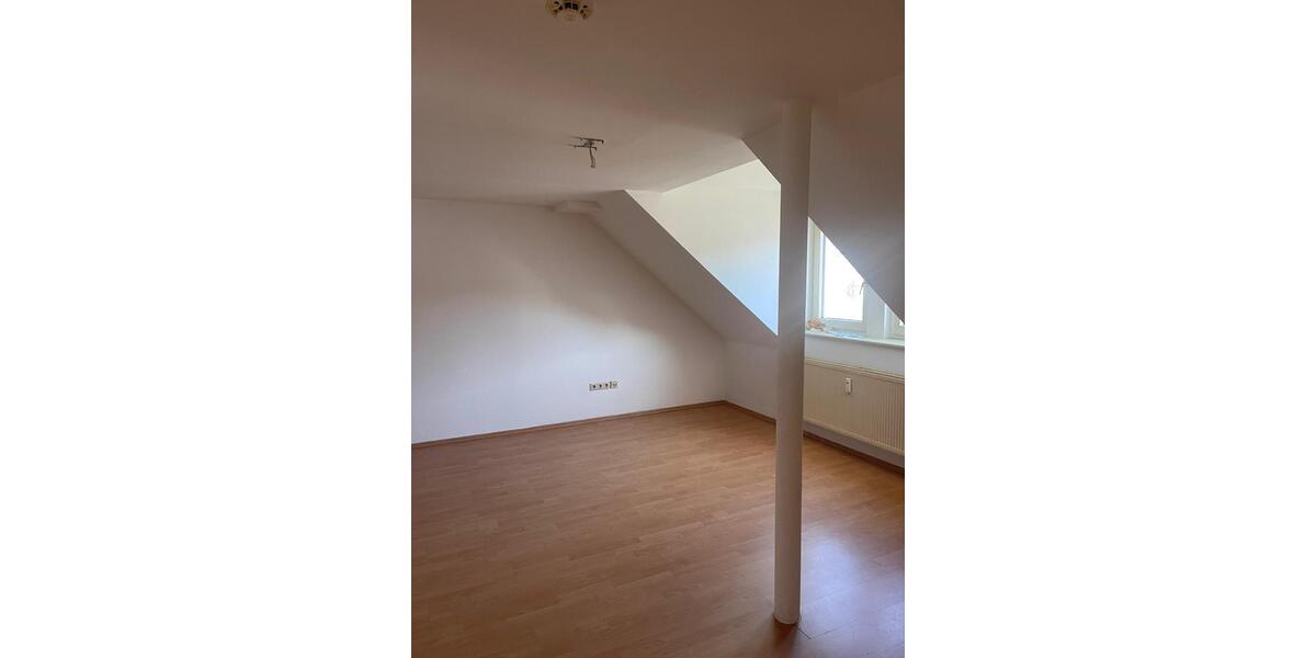 Dachgeschoßwohnung Netphen - 2 Zimmer, 60 m&sup2;, 510&euro; | Angebot:26619396
