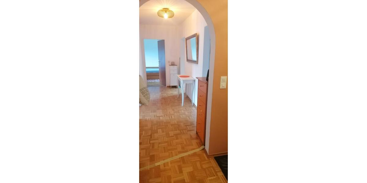 Etagenwohnung Tutzing - 3 Zimmer, 90 m&sup2;, 550&euro; | Angebot:24874141