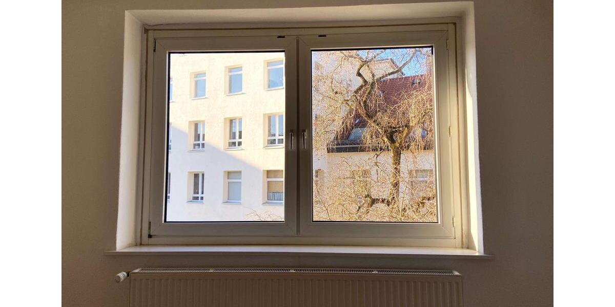 Etagenwohnung Hannover Vahrenwald-List - 3 Zimmer, 100 m&sup2;, 1.000&euro; | Angebot:24602396