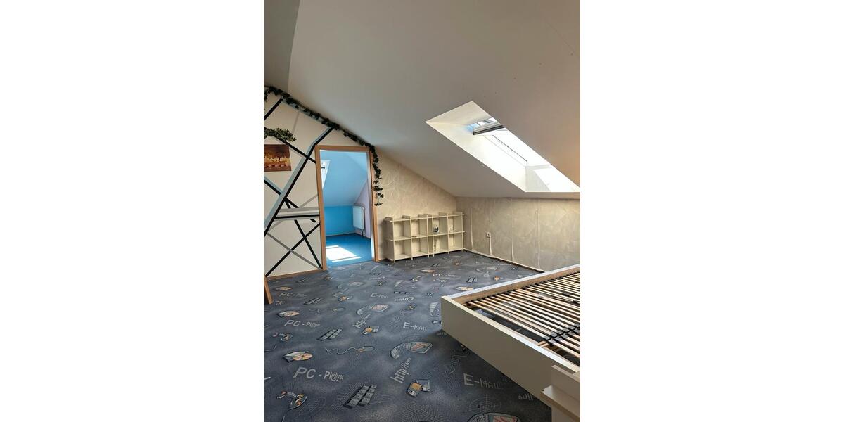 Dachgeschoßwohnung Twistringen - 4 Zimmer, 105 m&sup2;, 1.250&euro; | Angebot:26412723