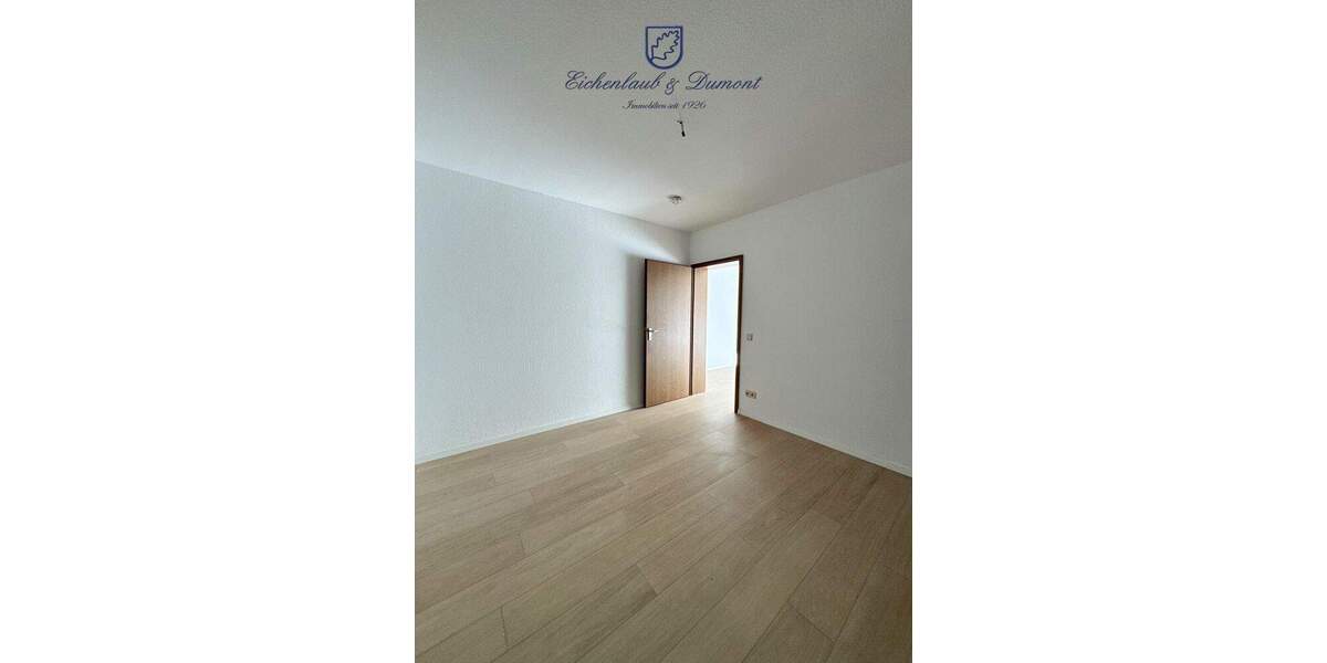 Gepflegte 2-ZKB-Wohnung mit Balkon & Außenstellplatz 2 zimmer