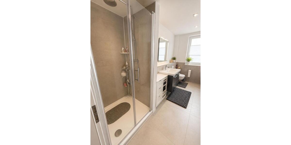 Dachgeschoßwohnung Kassel Niederzwehren - 2 Zimmer, 72 m&sup2;, 695&euro; | Angebot:26631050