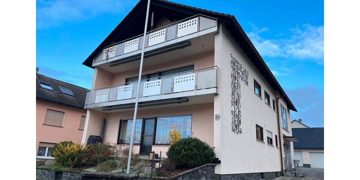 Sonnige 4-Zimmer-Wohnung mit Balkon und EBK in Alzenau-Michelbach 4 zimmer