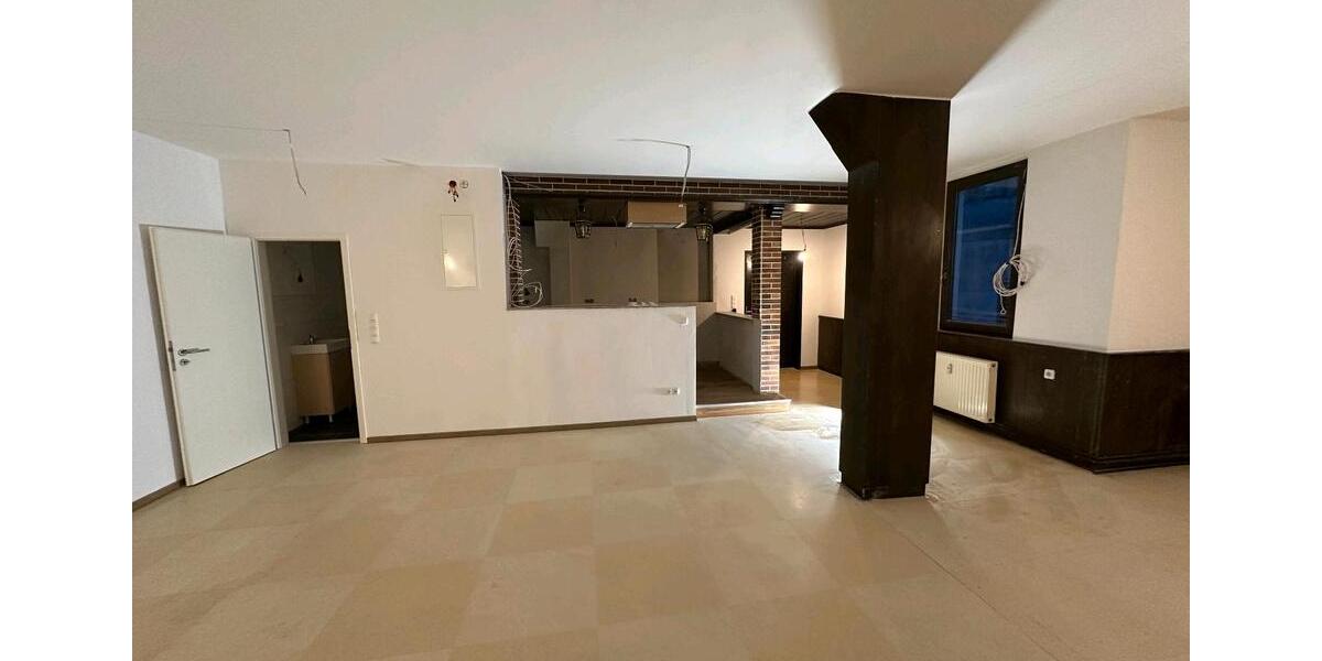Etagenwohnung Frielendorf - 5 Zimmer, 115 m&sup2;, 900&euro; | Angebot:26479823