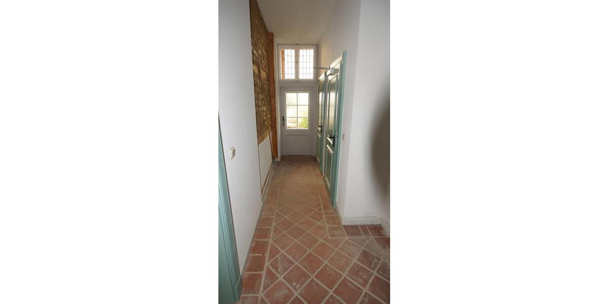 Erdgeschoßwohnung Güstrow - 2.5 Zimmer, 75 m&sup2;, 600&euro; | Angebot:23850204
