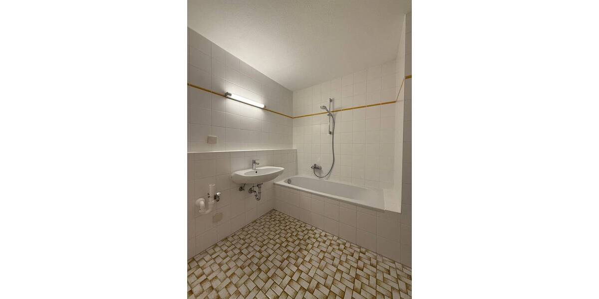 Etagenwohnung Gerbrunn - 3 Zimmer, 87 m&sup2;, 1.044&euro; | Angebot:26410346