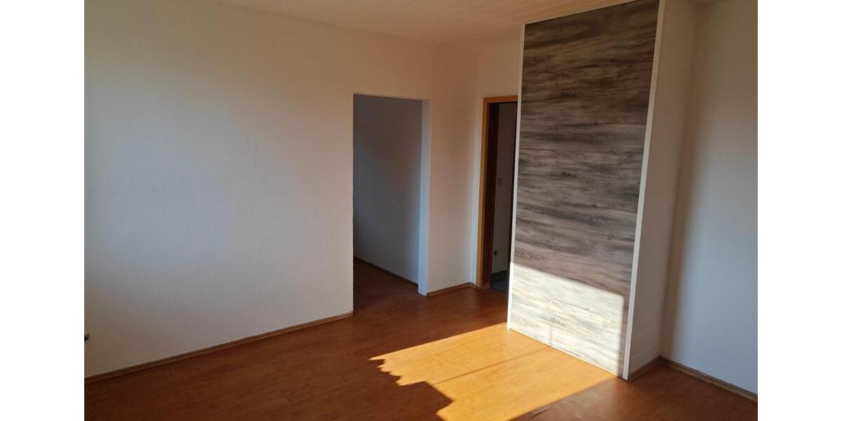 Erdgeschoßwohnung Colditz - 2 Zimmer, 40 m&sup2;, 300&euro; | Angebot:26125406