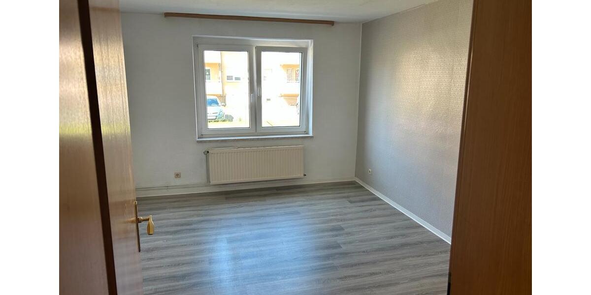 Erdgeschoßwohnung Ellrich - 3 Zimmer, 65 m&sup2;, 455&euro; | Angebot:26142605