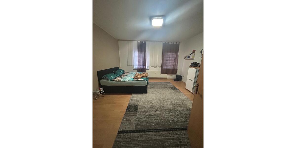 Etagenwohnung Dortmund Mengede - 4 Zimmer, 135 m&sup2;, 1.100&euro; | Angebot:26270992