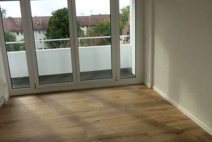 Wohnung Konstanz Allmannsdorf - 2 Zimmer, 69 m&sup2;, 1.180&euro; | Angebot:26147508