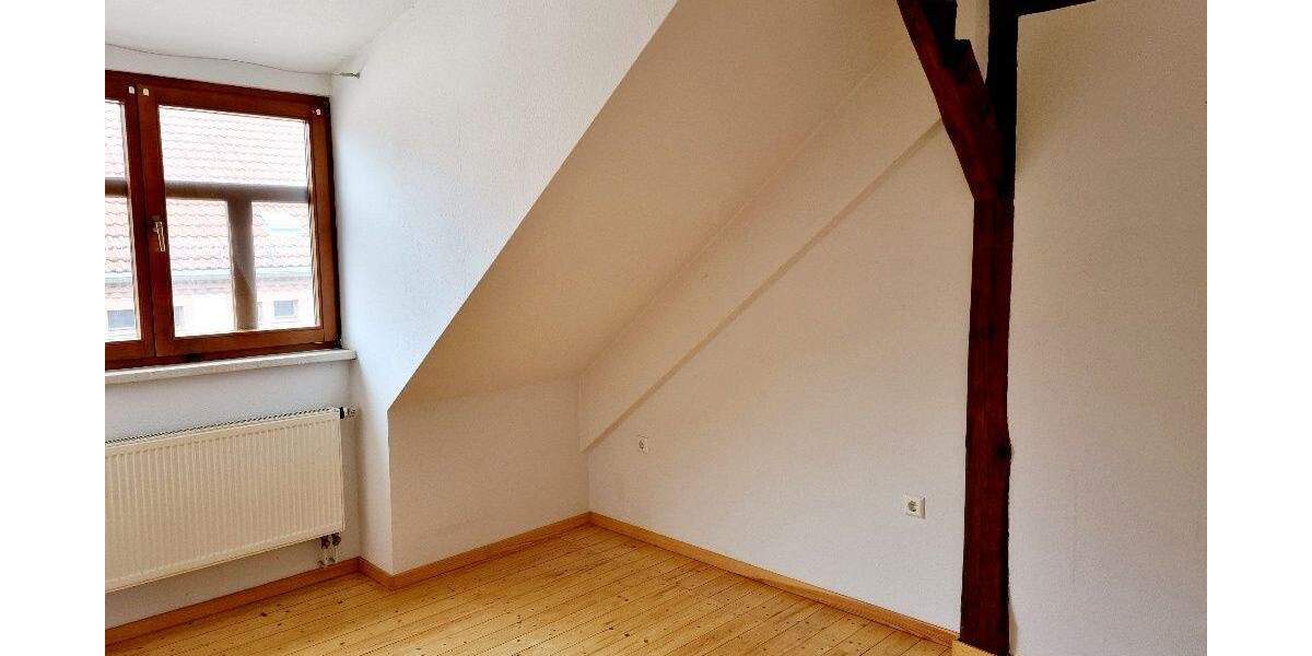 Etagenwohnung Bischofswerda Grüneck - 3 Zimmer, 81 m&sup2;, 490&euro; | Angebot:25694709