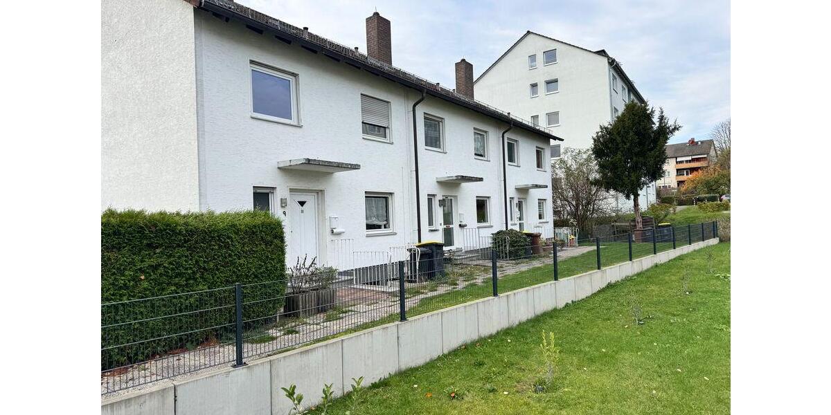 Reihenhaus Kassel Niederzwehren - 4 Zimmer, 106 m&sup2;, 1.350&euro; | Angebot:26288451