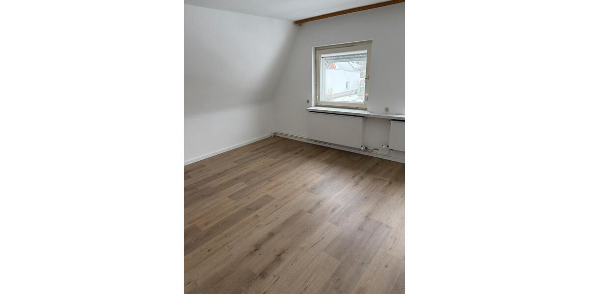 Einfamilienhaus Celle - 4 Zimmer, 134 m&sup2;, 1.300&euro; | Angebot:23404556