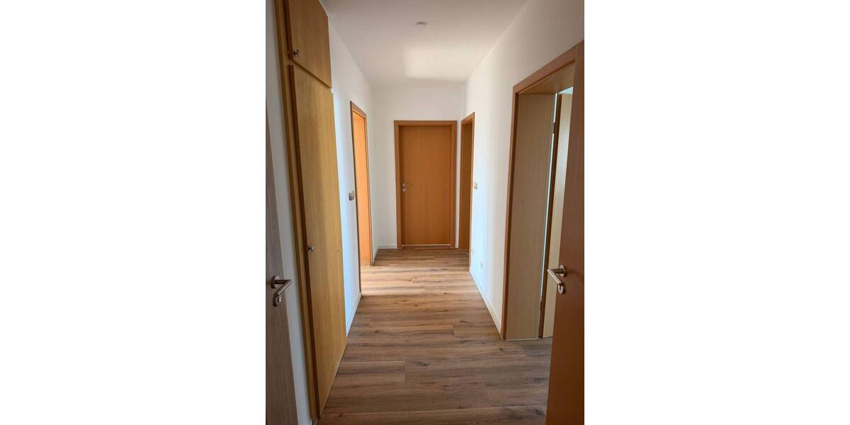 Etagenwohnung Troisdorf Spich - 3 Zimmer, 84 m&sup2;, 955&euro; | Angebot:26758529