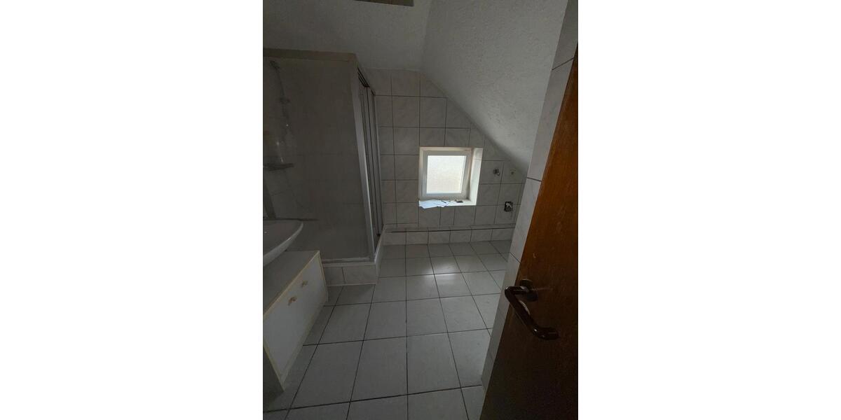Dachgeschoßwohnung Schwelm - 2 Zimmer, 45 m&sup2;, 380&euro; | Angebot:26067195