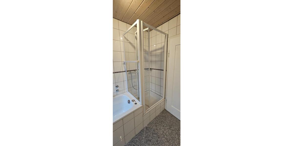 Helles freies WG Zimmer in Top Lage 1 zimmer